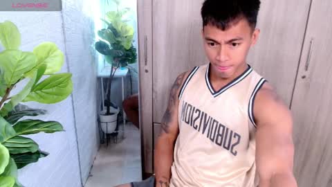 ethan online show from April 6, 2:31 am