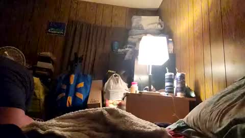Snapshot of pittbull45 chatting on October 24, 3:51 am Eric online show from October 24, 3:51 am