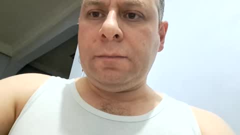 Snapshot of pixel53 chatting on January 18, 9:45 pm Gkay53 online show from January 18, 9:45 pm