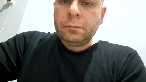Snapshot of pixel53 chatting on December 25, 8:50 pm Gkay53 online show from December 25, 8:50 pm