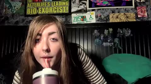 pixiemossball online show from January 13, 4:09 am