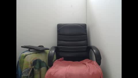 playfullpaulina online show from April 14, 4:32 pm