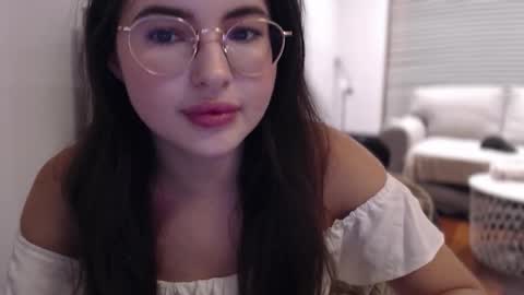 Mary online show from September 14, 9:27 pm