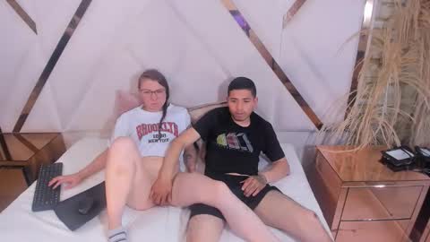 pleasure_duoo online show from February 11, 8:23 pm