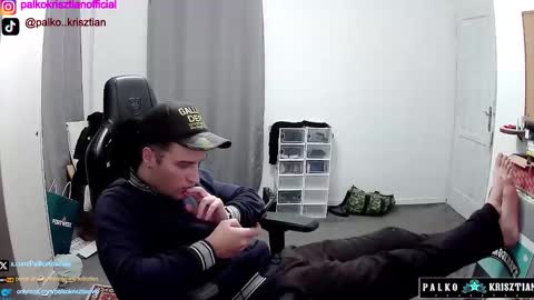 plkrisztian online show from November 27, 10:39 pm