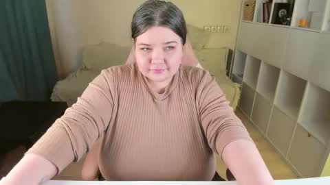 Alice online show from March 1, 7:45 am