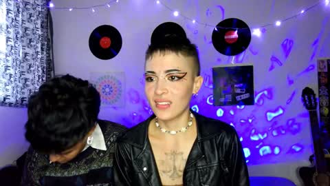   online show from December 4, 10:24 pm