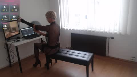 Vanda online show from December 3, 12:39 pm