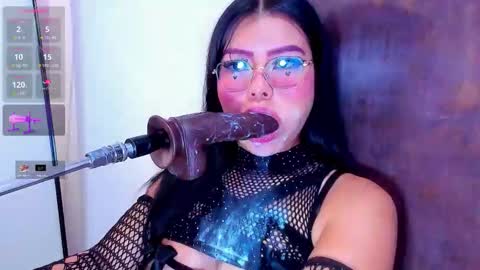 pocahontas_lantina online show from March 2, 7:15 am