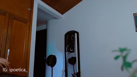 IG ipoetica  online show from January 14, 3:04 pm