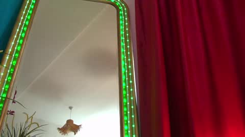 poison_milf_ online show from June 8, 3:51 am