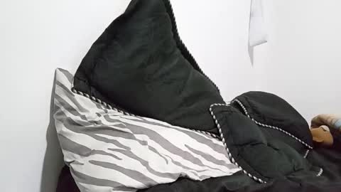 Snapshot of pol_eros chatting on March 6, 9:31 pm pol eros online show from March 6, 9:31 pm