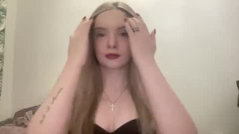 polishangel222 online show from January 10, 5:51 pm