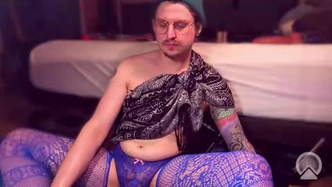 pollockbop online show from March 28, 1:51 am