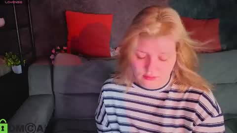Polly online show from July 7, 1:07 am