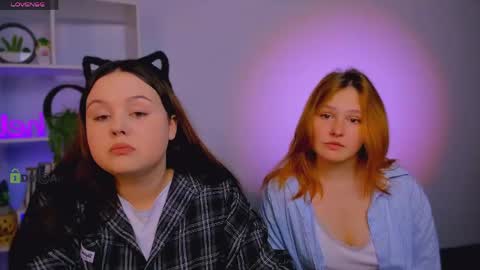 polly_cute1 online show from March 23, 7:19 pm