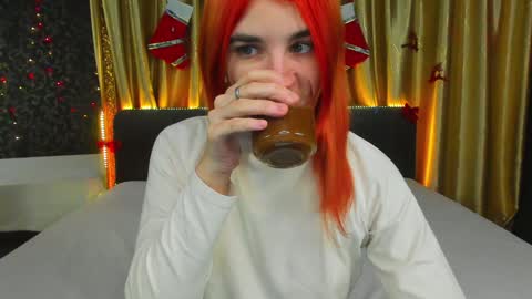 Snapshot of polly_love_ chatting on January 5, 4:38 pm Polly online show from January 5, 4:38 pm