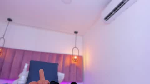 POLLY online show from May 21, 10:33 am