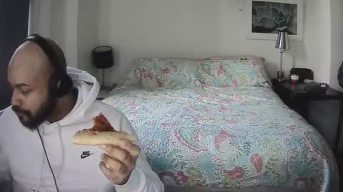 popfizzt online show from December 15, 8:49 pm