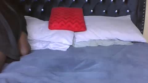 THE AMAZON DICK online show from March 6, 5:50 am