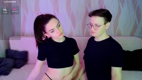 Ana and Tati online show from October 23, 10:21 pm