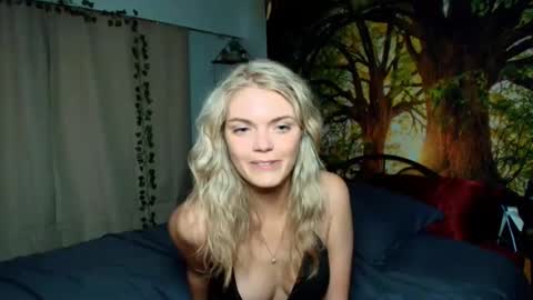 porshabelle online show from February 19, 5:50 am