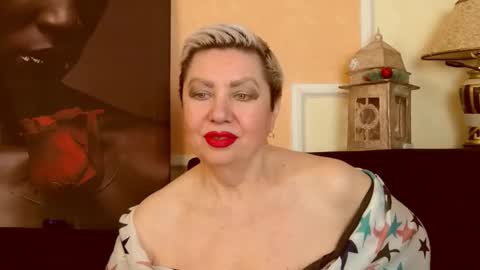 LADY POSH online show from February 13, 8:56 pm