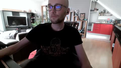 Blou online show from March 14, 1:15 pm