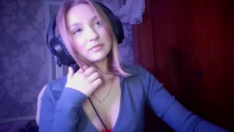 Snapshot of pr_in_cess_ chatting on October 19, 7:40 pm pr_in_cess_ online show from October 19, 7:40 pm