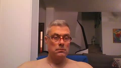 prendimisubito online show from May 10, 10:38 pm