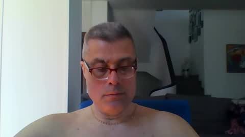 prendimisubito online show from May 7, 12:12 pm