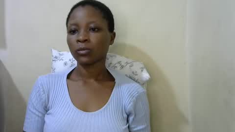 prettie_tesh online show from March 12, 8:41 pm