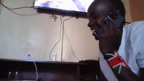 pretty_betty_ online show from February 18, 9:54 am