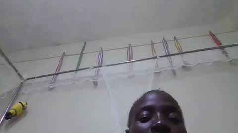 pretty_betty_ online show from February 10, 6:45 pm