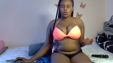 pretty_daina3 online show from November 6, 8:39 am