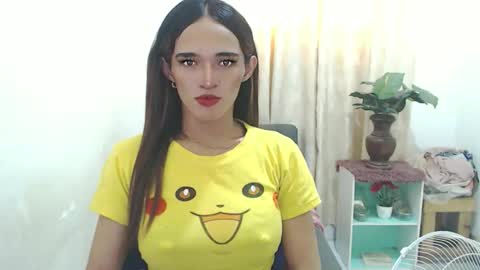 pretty_lady_kitty online show from February 13, 6:17 am