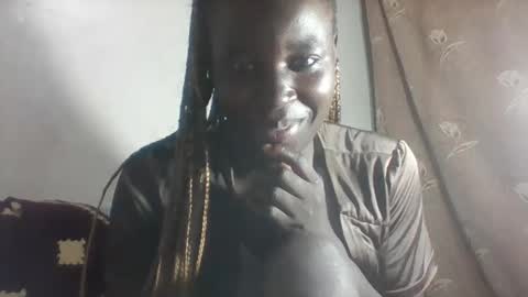 Snapshot of pretty_mine chatting on October 2, 6:34 am pretty time online show from October 2, 6:34 am