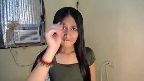 Snapshot of pretty_morenaxx chatting on October 5, 12:02 pm Marimar online show from October 5, 12:02 pm
