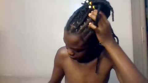 naya online show from November 20, 2:43 am