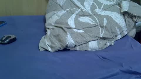 pretty_shalley online show from November 29, 9:17 am