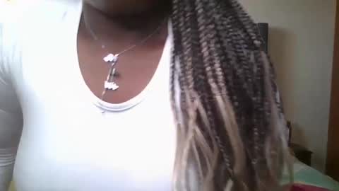 pretty_shila online show from January 15, 2:04 pm