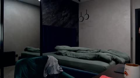 Justin online show from February 23, 5:45 am