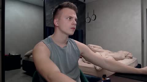 Justin online show from October 5, 3:26 am