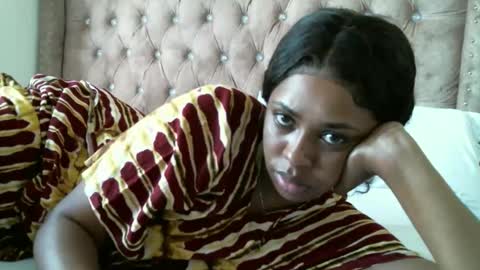 zii online show from October 11, 2:11 pm