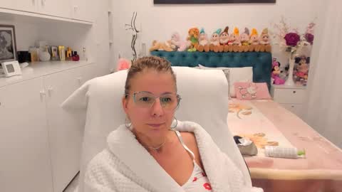 wilma online show from October 31, 8:42 pm