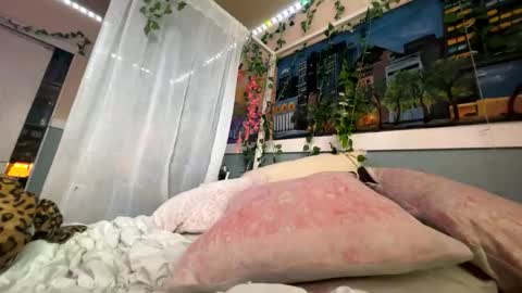 prettyblackgal online show from December 13, 10:49 pm