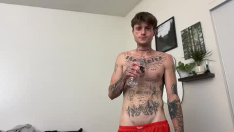 pretty boy online show from July 31, 7:53 am
