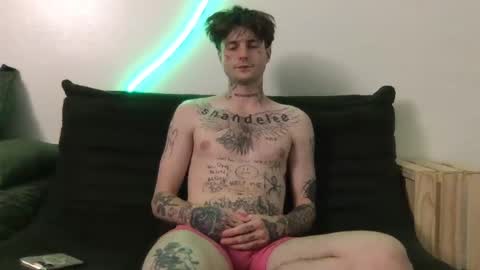 pretty boy online show from November 6, 5:10 am