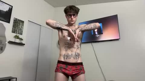 pretty boy online show from February 10, 8:50 am