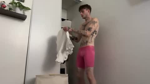 pretty boy online show from June 30, 3:50 am
